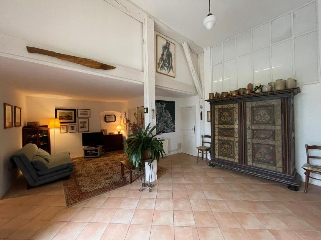 Appartement Pres De Dole Menotey Luaran gambar