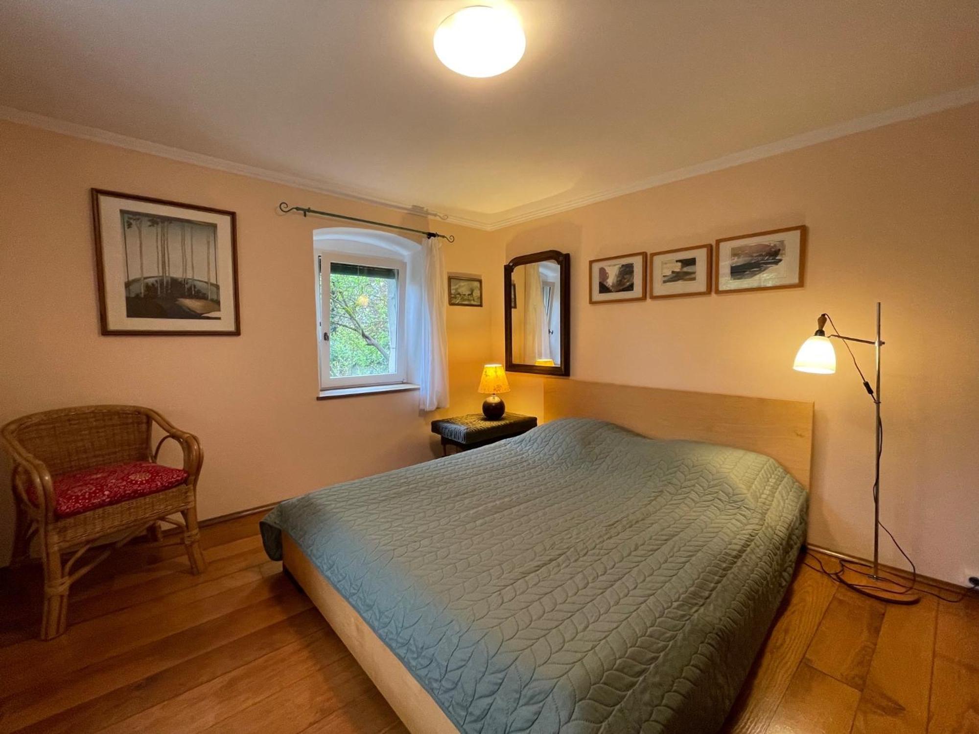 Appartement Pres De Dole Menotey Luaran gambar